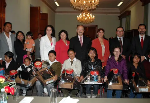 SEP premia a participantes del Primer Concurso de Escritura Carta a mi Maestro