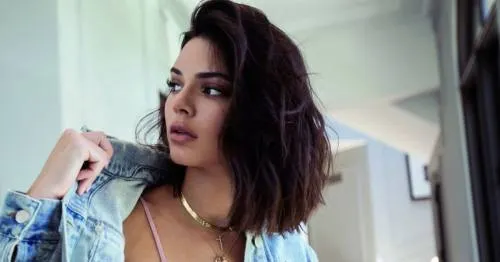 Kendall Jenner desnuda y en el baño, será lo más sexy que verás hoy