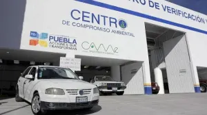 301 mil vehículos verifican en Puebla; 81 mil más que 2015