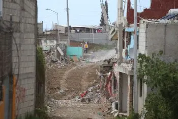 Reubicarían a familias afectadas por explosión en zonas del Batán y Flor del Bosque
