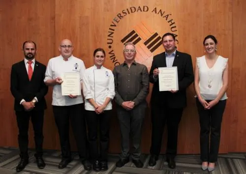 La Escuela de Turismo y Gastronomía de la Universidad Anáhuac se acredita ante CONAET