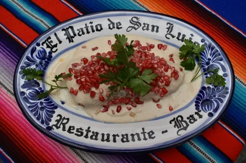 Efectúan tradicional comida de chile en nogada; buscan implementar el distintivo Punto Limpio