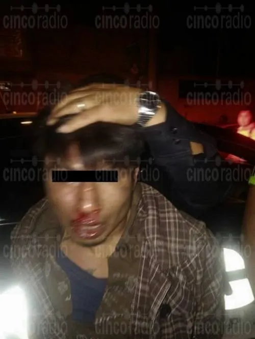 Detienen y golpean asaltante en la colonia 20 de Noviembre
