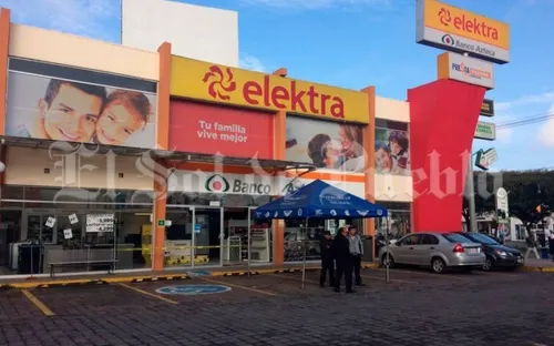 Comando asalta Elektra de la CAPU