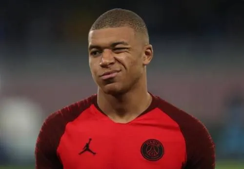 El Madrid tuvo fichado a Mbappé por 214 millones pero el jugador se decantó por el PSG