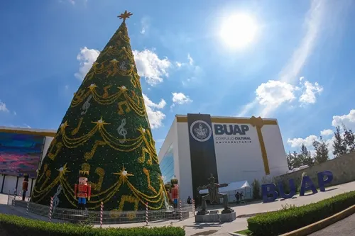 Lanza BUAP campaña para llevar libros y juguetes a comunidades de la entidad poblana