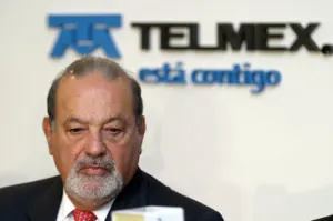 Carlos Slim venderá activos de empresas para no ser agente preponderante
