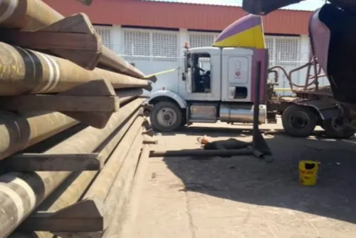Reportan explosión en Terminal Marítima de Dos Bocas; hay un muerto