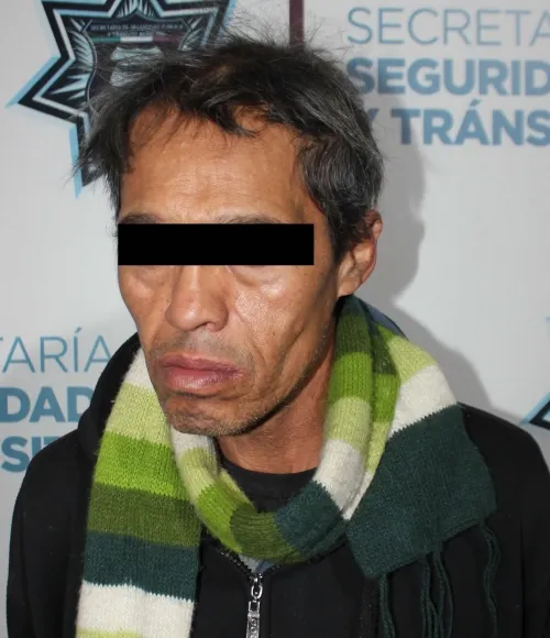 Detienen a dos narcomenudistas en inmediaciones del Mercado Morelos