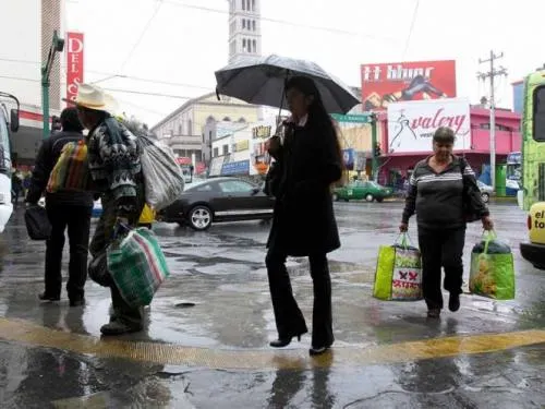 Con lluvias y altas temperaturas en al menos 20 estados hoy