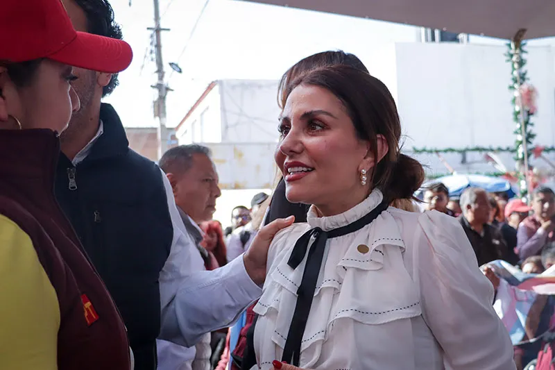 Nay Salvatori le da oxígeno al panismo poblano