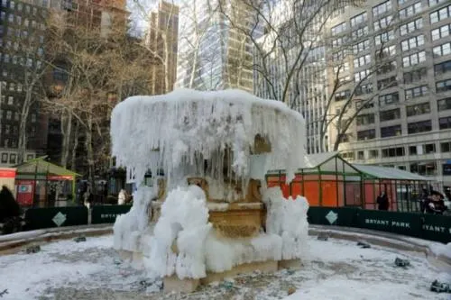 Peligrosa ola de frío cae sobre este de Estados Unidos tras paso de tormenta
