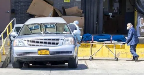 Consulado de NY lleva un registro de 82 urnas con cenizas de poblanos que regresarán a la entidad