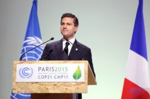 México impulsa iniciativa para fijar precio al carbono, reitera Peña Nieto