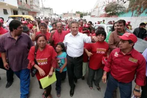 Agüera niega relevar a Pablo Fernández en el PRI estatal