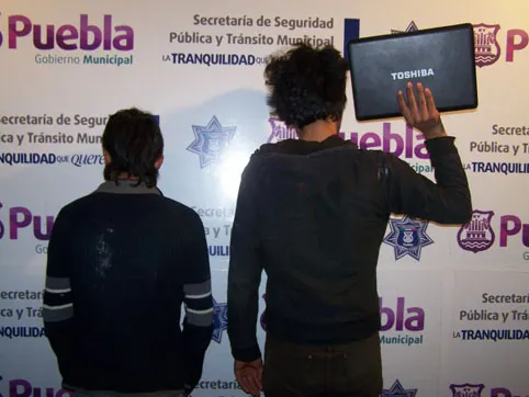 Menores de edad asegurados por presuntamente robar una lap top