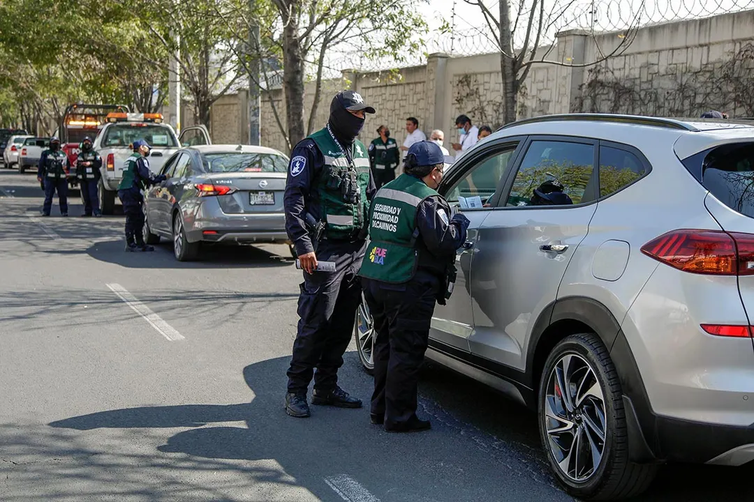 Verificacion Vehicular Policia Ambiental Proximidad De Caminos