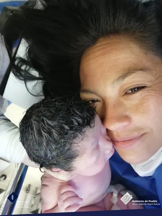 Una niña en Tehuacán, la primera bebé del 2021 (FOTOS)