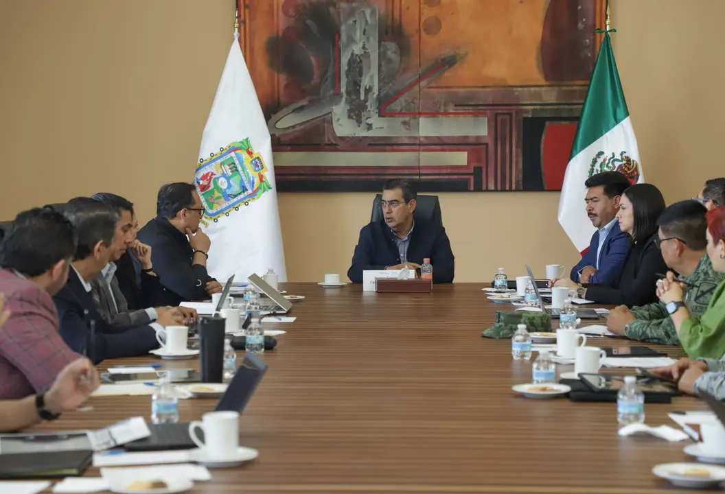 Sergio Salomón se reúne con autoridades electorales para garantizar una jornada electoral segura