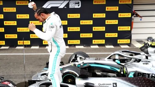Hamilton extiende su dominio y fácilmente gana en Francia