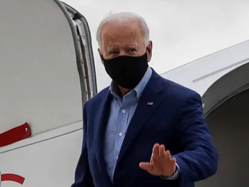 Biden presenta declaración de impuestos y pide a Trump la suya