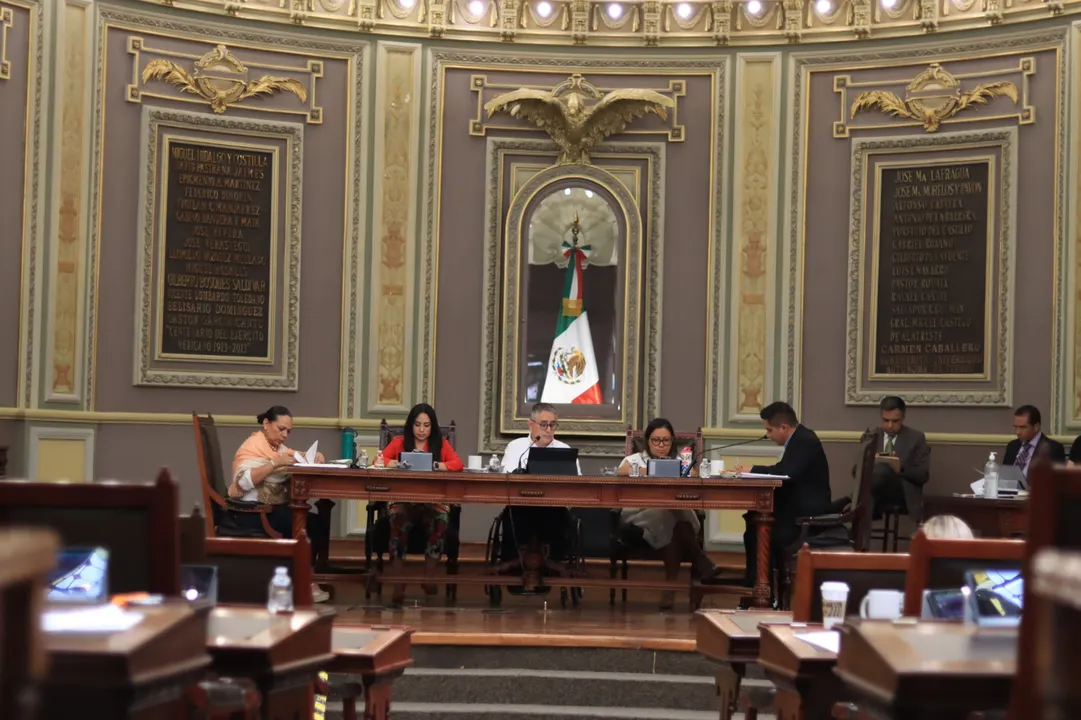 titulares municipales de Obras Públicas cuenten con título profesional