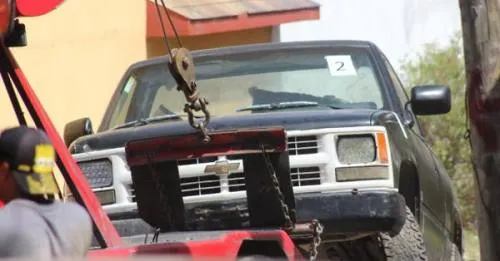 Hallan autos con reporte de robo en casa de la hermana del regidor de Turismo de Tepeaca