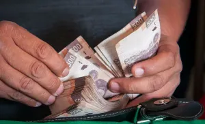 Salario mínimo subirá de 73.04 a 80.04 pesos en enero 2017