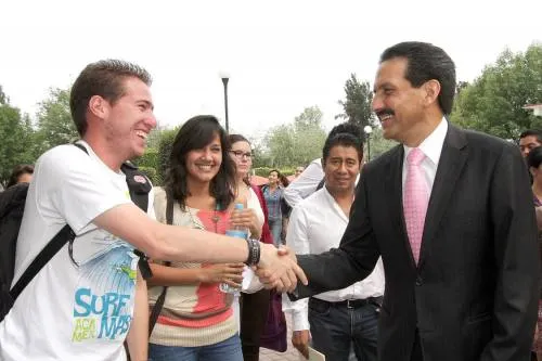 La BUAP recibe a más de 27 mil nuevos alumnos