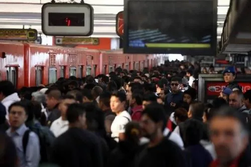 6 millones de usuarios colapsarán el metro de la CDMX en el 2020