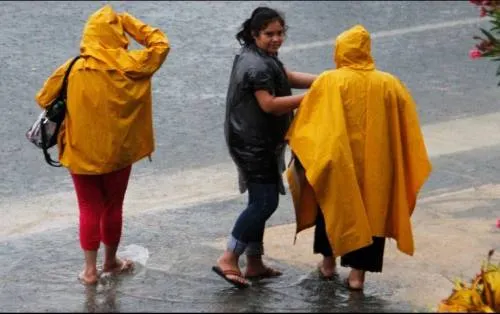 Intensas lluvias dejan un muerto y casas inundadas en Oaxaca
