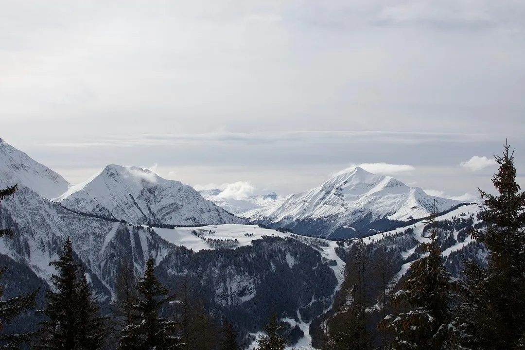 Dos alpinistas españoles mueren tras caída en los Alpes franceses