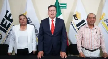 IEE inicia con los debates entre candidatos a presidencias municipales y diputaciones locales
