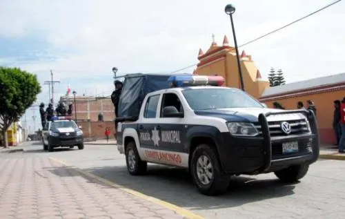 Niega edil de Cuautlancingo despido de policías; afirma que se incrementará el número de elementos