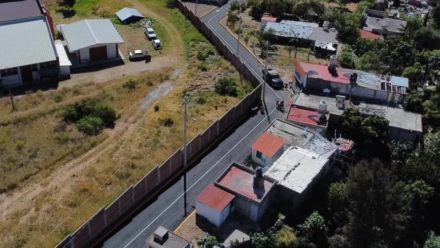 Ariadna Ayala inaugura pavimentación en calle olvidada por más de 20 años en colonia Vista Hermosa