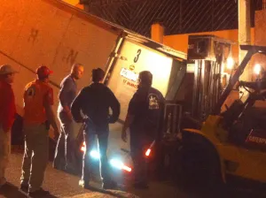 Se accidenta camioneta con ácido