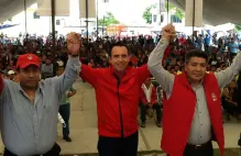 Presenta candidato PRI de Acajete propuesta educativa