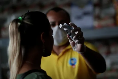 OMS pide redoblar esfuerzos por aceleración de contagios de Covid-19