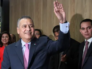 Tentaciones populistas buscan bajar reformas: Beltrones