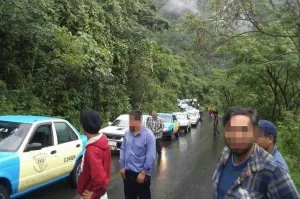 Taxistas rescatan a compañero privado de su libertad en Puebla