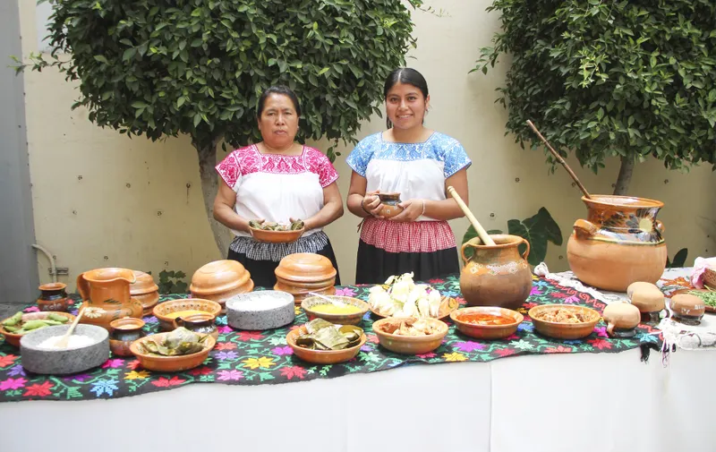 Invitan gobierno estatal y Chignautla al 2° Encuentro Regional de Artesanas y Artesanos