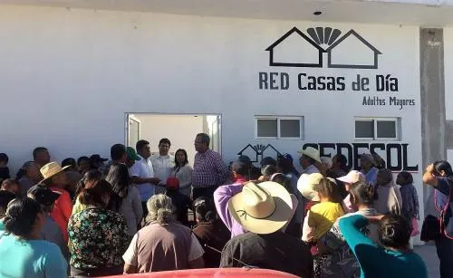 SEDESOL apoya con el equipamiento y acondicionamiento de 21 Casas De Día para Adultos Mayores