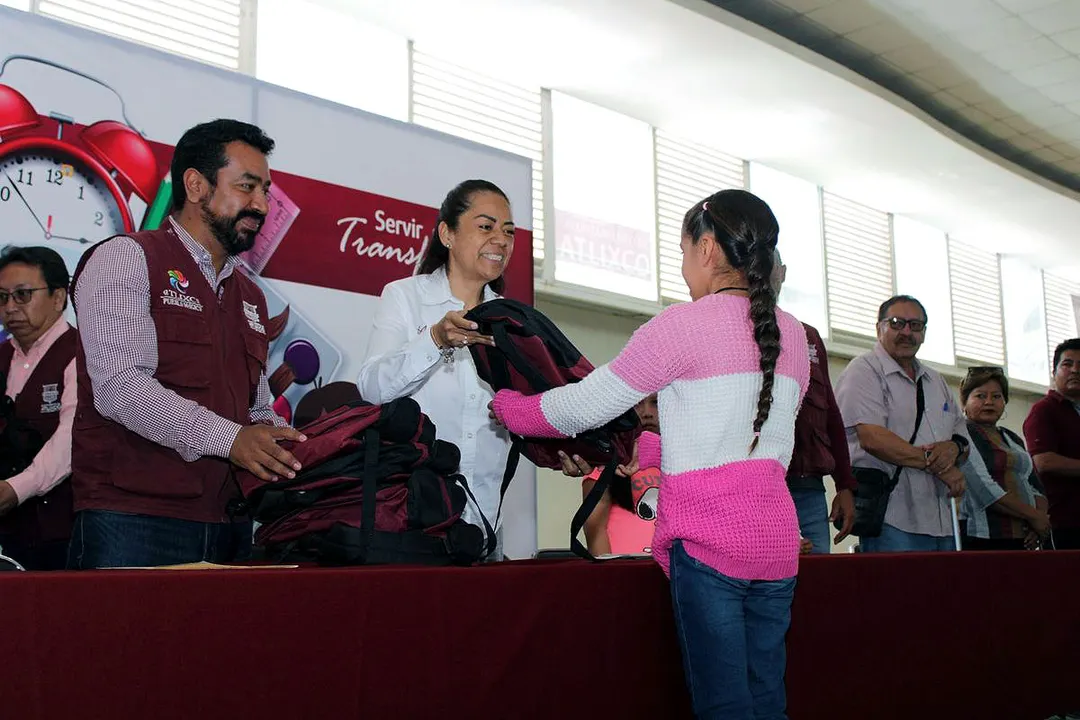 Ariadna Ayala Kits Escolares Atlixco