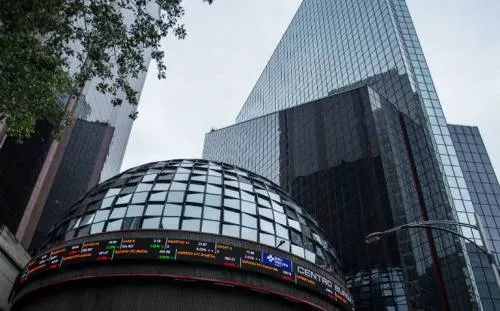 BMV y peso caen con fuerza días antes del inicio del gobierno de AMLO