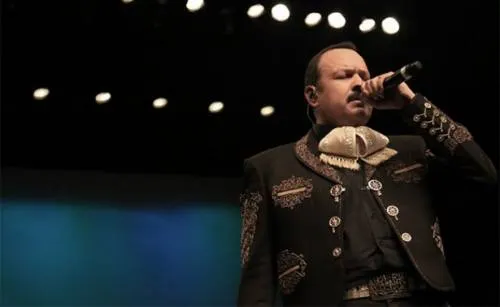 Pepe Aguilar planea fundación en apoyo permanente a los más necesitados