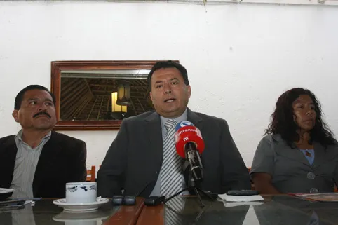Emilio Salgado defiende a Eric Lara de denuncia ante la PGR