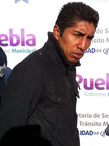 Lo aseguran por robarse un teléfono celular