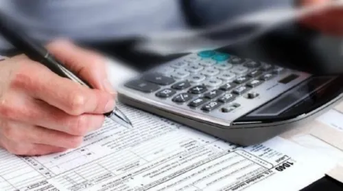SAT ficha en Puebla, un promedio de 8.5 contribuyentes al mes por emitir facturas falsas