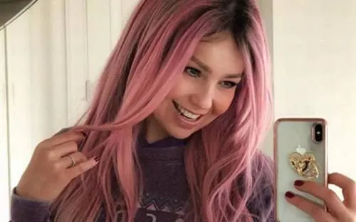 Algo entra a mi cuerpo: Thalía asegura estar poseída