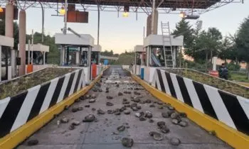 Normalistas de Teteles serán denunciados por daños a caseta de peaje en Atempan